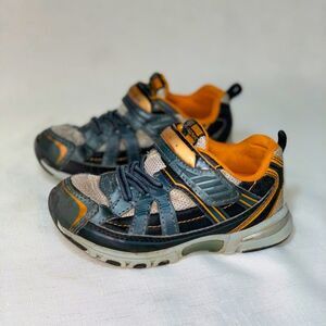 Sneakers Toddler Boys 8.5 Gray Orange Elastic Velcro Easy On Basic Athletic Shoe